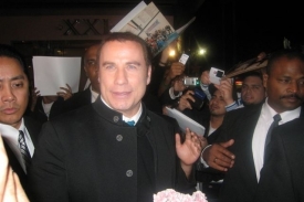 John Travolta natočil film pro děti a vyrazil na premiéru