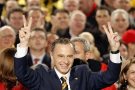 Kandidát na rumunského prezidenta Mircea Geoana.