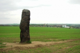 Menhir u Klobuk.