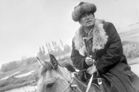 Zemřel kyrgyzský spisovatel Čingiz Ajtmatov.