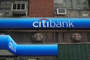 Citibank na půjčce zřejmě kalhoty neprodělá.