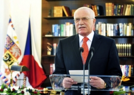 Prezident Václav Klaus přednáší novoroční projev.