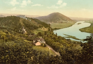 Německá síň slávy nad Dunajem. Obraz neznámého autora, 1900.